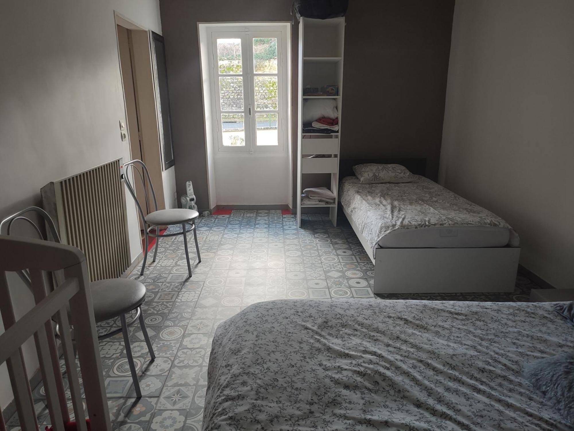 Maison Plain Pied, 2 Chambres, Longere Typique , Fraiche, Dans Bourg Avec Tous Commerces Luçay-le-Mâle Eksteriør bilde
