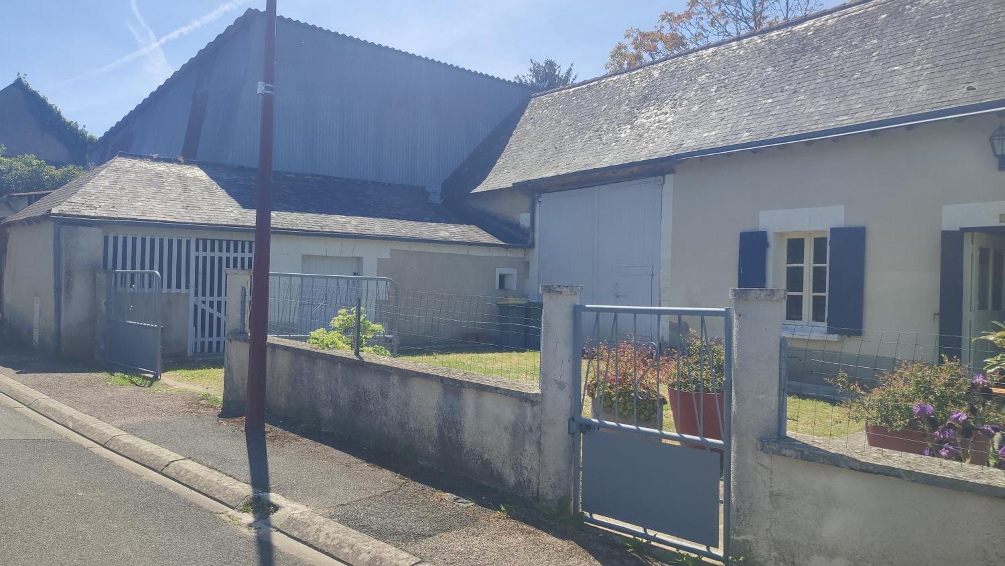 Maison Plain Pied, 2 Chambres, Longere Typique , Fraiche, Dans Bourg Avec Tous Commerces Luçay-le-Mâle Eksteriør bilde
