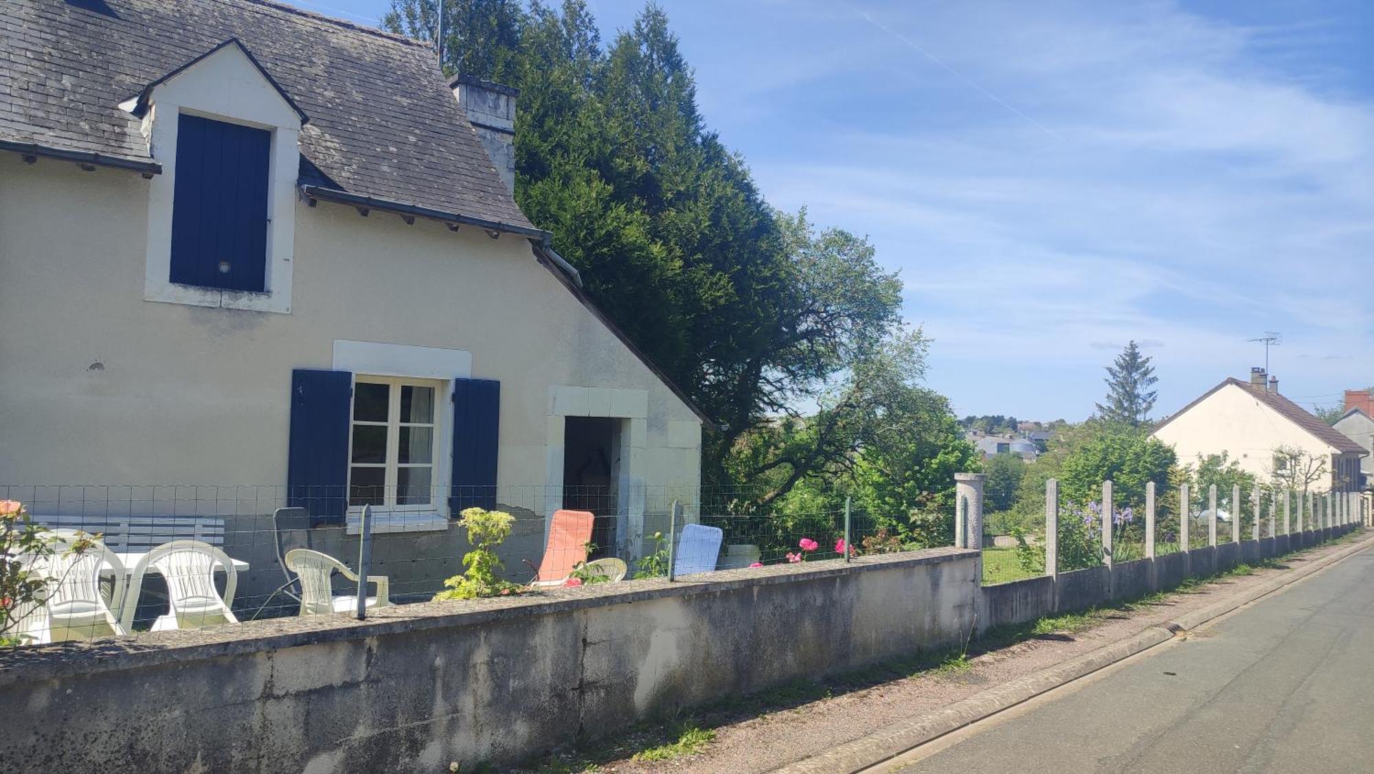 Maison Plain Pied, 2 Chambres, Longere Typique , Fraiche, Dans Bourg Avec Tous Commerces Luçay-le-Mâle Eksteriør bilde